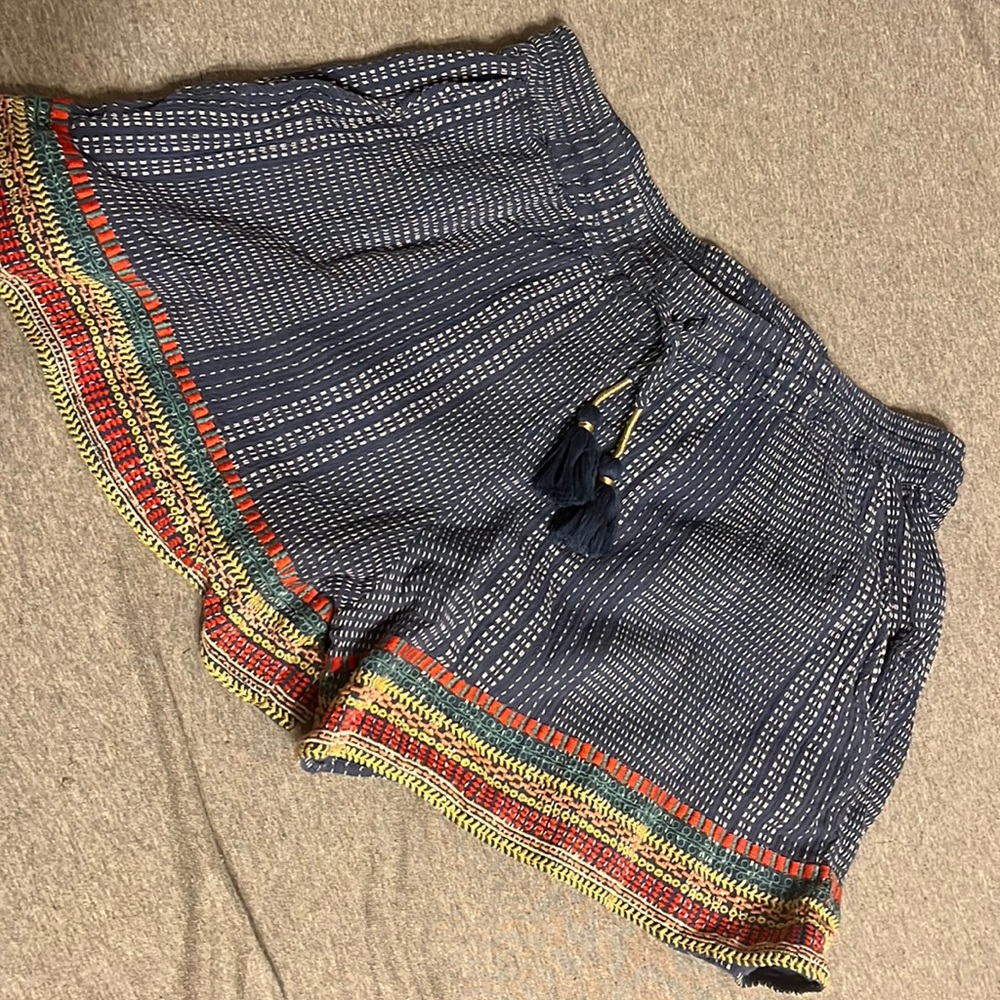 THML blue shorts